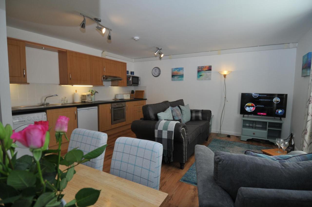 No5 Esplanade Court, Stornoway Town Centre Apartment Екстериор снимка